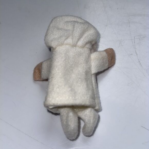 Three Little Red Riding Hood felt finger puppets including Grandma and the Wolf - Picture 4 of 9